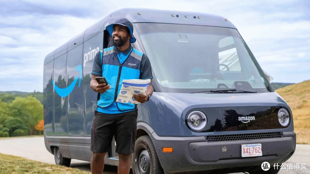 亚马逊宣布到 2025 年部署 1000辆Rivian电动货车,配备VAPR系统