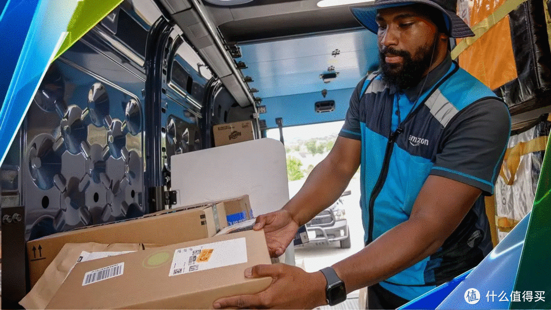 亚马逊宣布到 2025 年部署 1000辆Rivian电动货车,配备VAPR系统